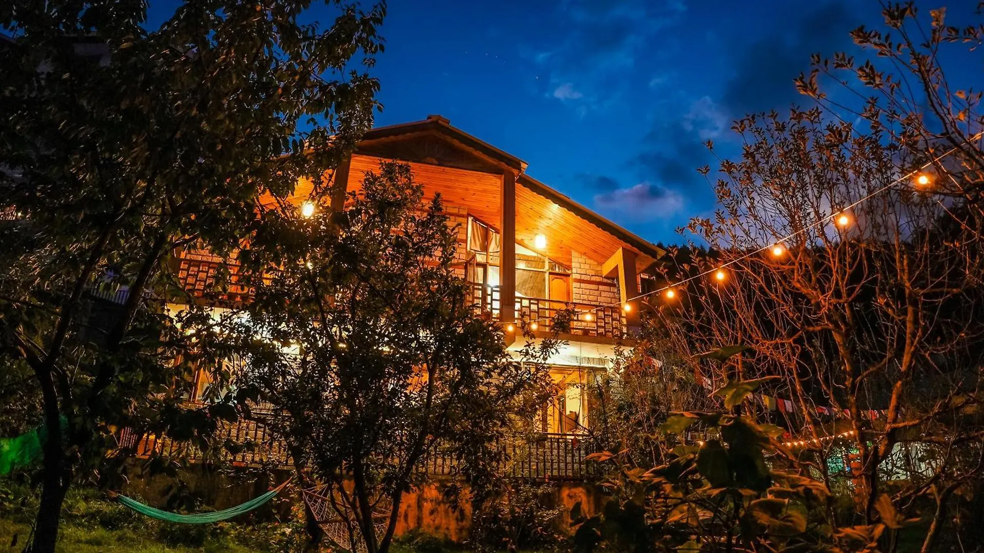 Nature Valley Farmhouse Resort By Raarees, Munnar #Lap Of Nature #Premium Rooms #Big Parking #Scenic View #Garden With Fireplace #Property Of The Year Ξενοδοχείο