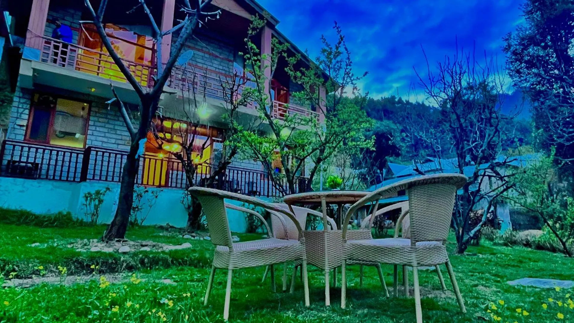 Ξενοδοχείο Nature Valley Farmhouse Resort By Raarees, Munnar #Lap Of Nature #Premium Rooms #Big Parking #Scenic View #Garden With Fireplace #Property Of The Year